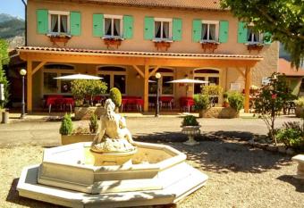 L Escale de Die has Balcony rooms