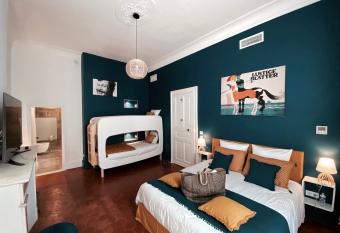 La Domitia - Maison d h  tes, spa, sauna & massages allows 18 year olds to book a room