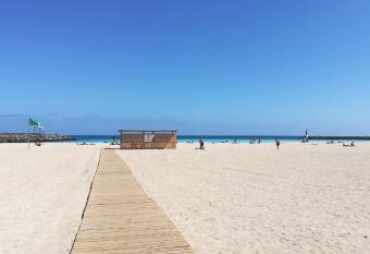 Bed & Breakfast Descanso y Relax allows 18 year olds to book a room