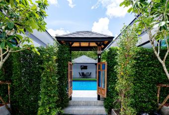 Lespalm Taraburi Pool Villa SHA Plus allows 18 year olds to book a room