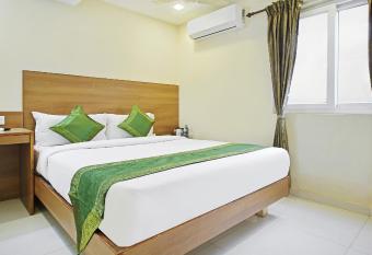 Itsy By Treebo - Jansi Residency allows 18 year olds to book a room