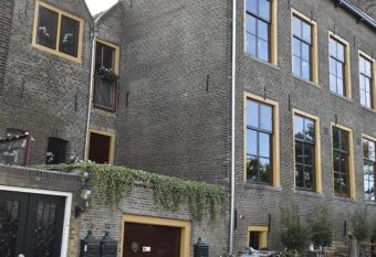 B&B de Gusto allows 18 year olds to book a room