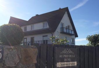 Au pied de la dune has Balcony rooms