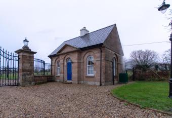 The Gatelodge allows 18 year olds to book a room