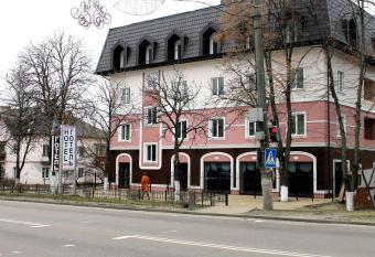 Non-stop hotel has Balcony rooms