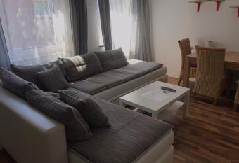 Gro  e Ferienwohnung an der Rheinpromenade three has Balcony rooms