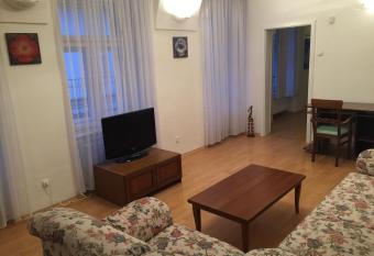 Duomo Rustical has Balcony rooms