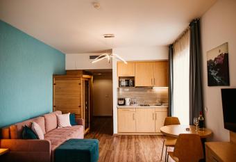 Tagore Spa Aparthotel has Balcony rooms