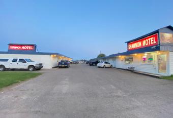 Shannon Motel allows 18 year olds to book a room