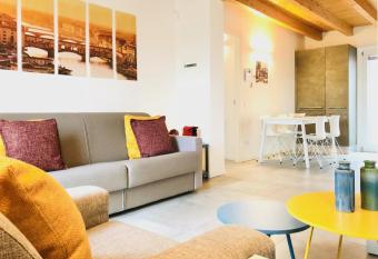 Stepandgo Milano Navigli has Balcony rooms