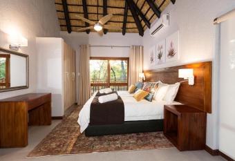 Kruger Park Lodge Unit No. 612 has Balcony rooms