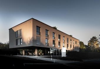 Hotel Kreuzlingen am Hafen allows 18 year olds to book a room