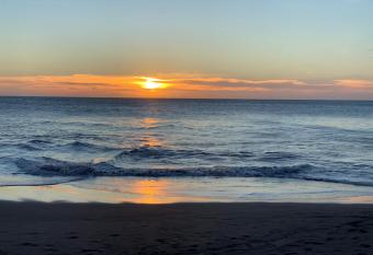 Divino Sol allows 18 year olds to book a room