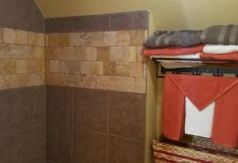 Cabin Sweet Cabin has Balcony rooms