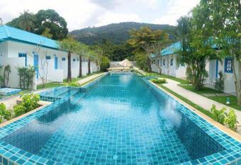 March Samui Resort allows 18 year olds to book a room