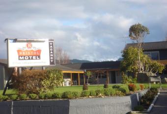 Bristol Motel allows 18 year olds to book a room