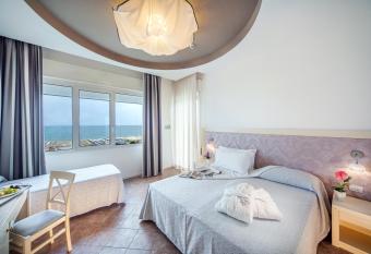 Hotel Doge has Balcony rooms