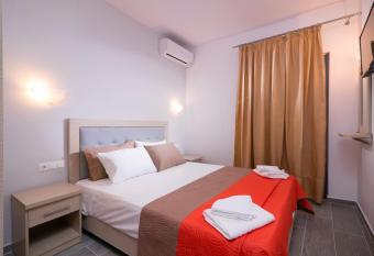 Kentrikon Rooms III has Balcony rooms