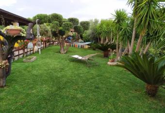 Chalet del girasole has Balcony rooms