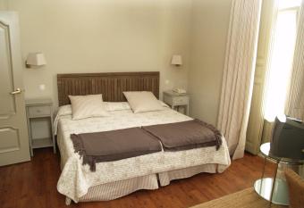 Hotel Roma has Balcony rooms