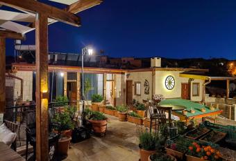 Larissa Cave Hotel has Balcony rooms