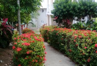 Studio Apartment! allows 18 year olds to book a room