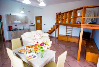 B&B L Aurora CAPUA has Balcony rooms