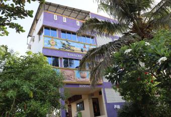 STHALAS allows 18 year olds to book a room