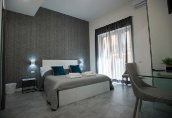 LECENTRE 174 has Balcony rooms