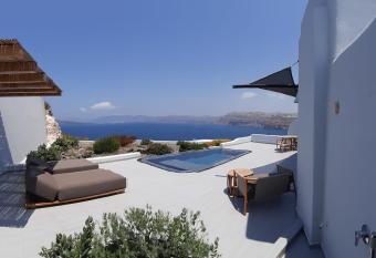 Avatar Suites allows 18 year olds to book a room