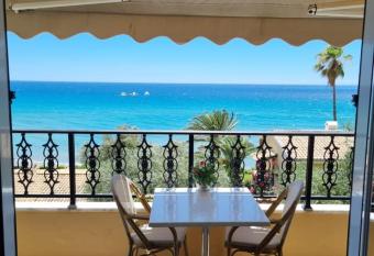 Type Aa5rcocomat bed quality apartment has Balcony rooms