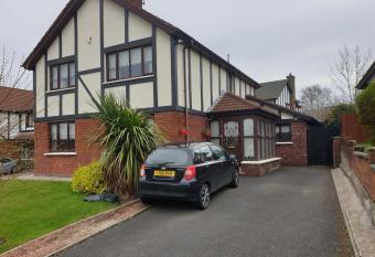 67 TEMPLEGROVE allows 18 year olds to book a room