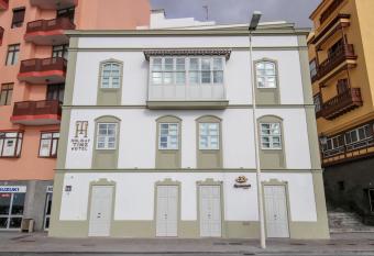 Hotel Emblem  tico Holiday Time has Balcony rooms