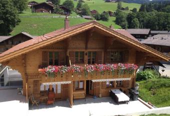 B&B Panorama allows 18 year olds to book a room