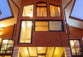 Lilliput Riverside Bangkachao has Balcony rooms