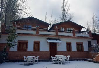 Camping Ruta del Purche has Balcony rooms