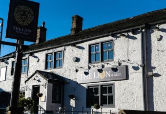 The Lion Pub & Grill allows 18 year olds to book a room
