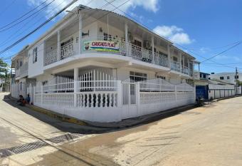 Apartamentos Chuchos Place allows 18 year olds to book a room