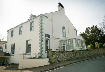 Acorn House allows 18 year olds to book a room