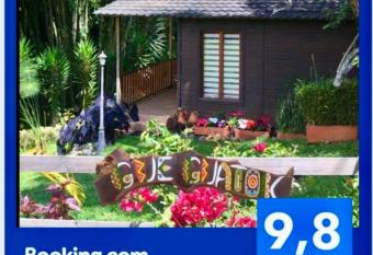 Gue Guatok has Balcony rooms