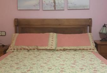 Chiki allows 18 year olds to book a room