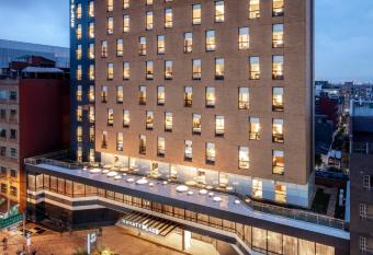 Hyatt Place Bogota Convention Center allows 18 year olds to book a room