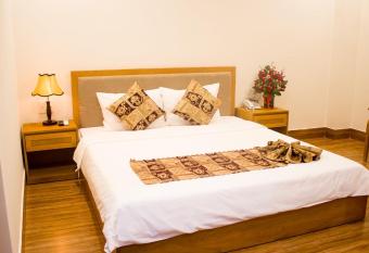 Ho  i Th    ng Hotel has Balcony rooms