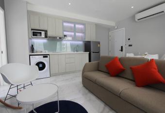 85 SOHO Premium Residences has Balcony rooms