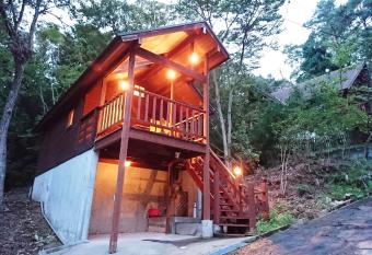 Rurikei Forest Cottage has Balcony rooms