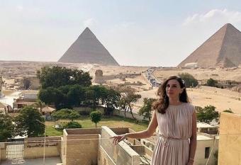 Giza Pyramids View Inn has Balcony rooms