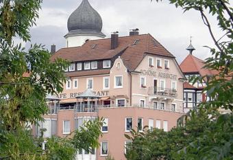 Sch  ne Aussicht allows 18 year olds to book a room