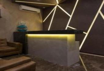 Hotel Meriton allows 18 year olds to book a room