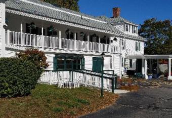 Windrifter Resort has Balcony rooms