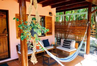 Salty Enthusiasts Share House & Villas has Balcony rooms